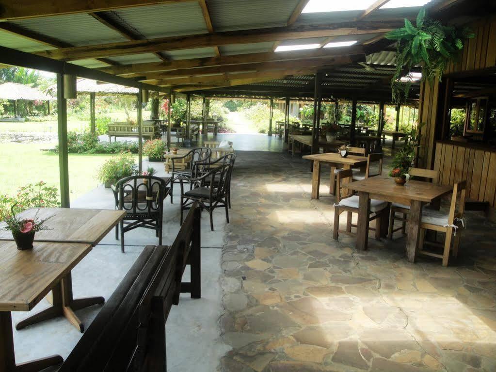 Gardenia Country Inn Tomohon Екстер'єр фото